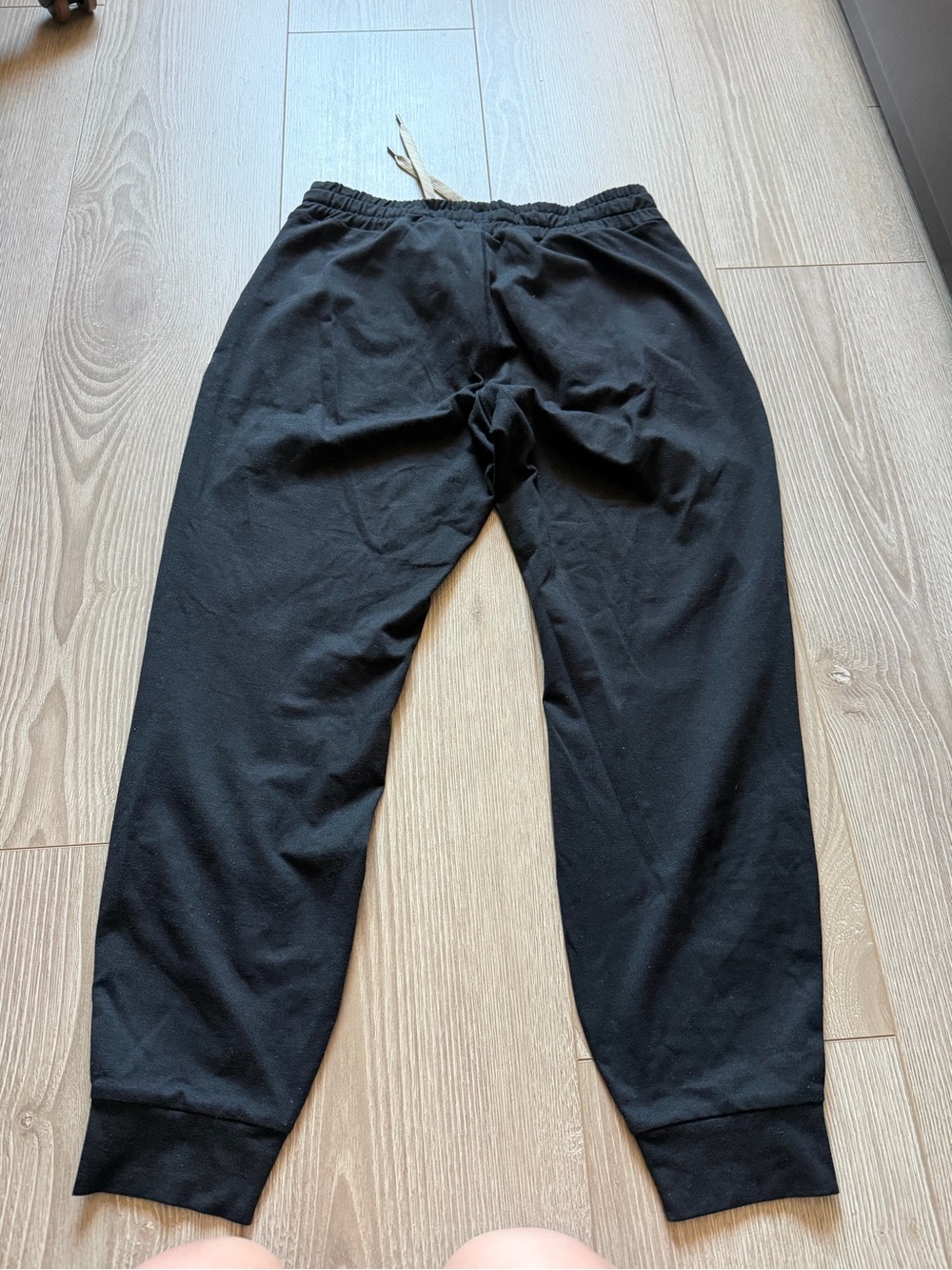 Vuori Halo Performance Jogger Black Heather yoga soft stretch casual athletic - Picture 6 of 6